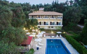 Amfitriti Hotel&Studios